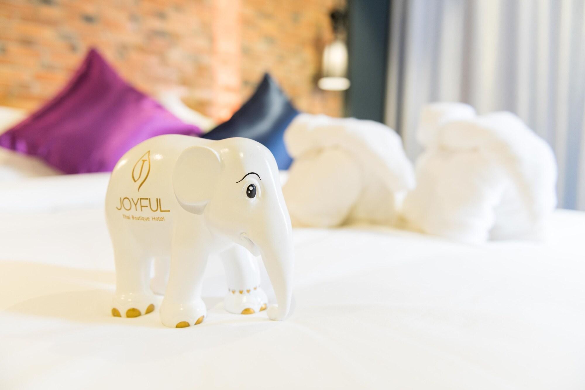 Joyful Thai Boutique Hotel Chiang Mai Bagian luar foto