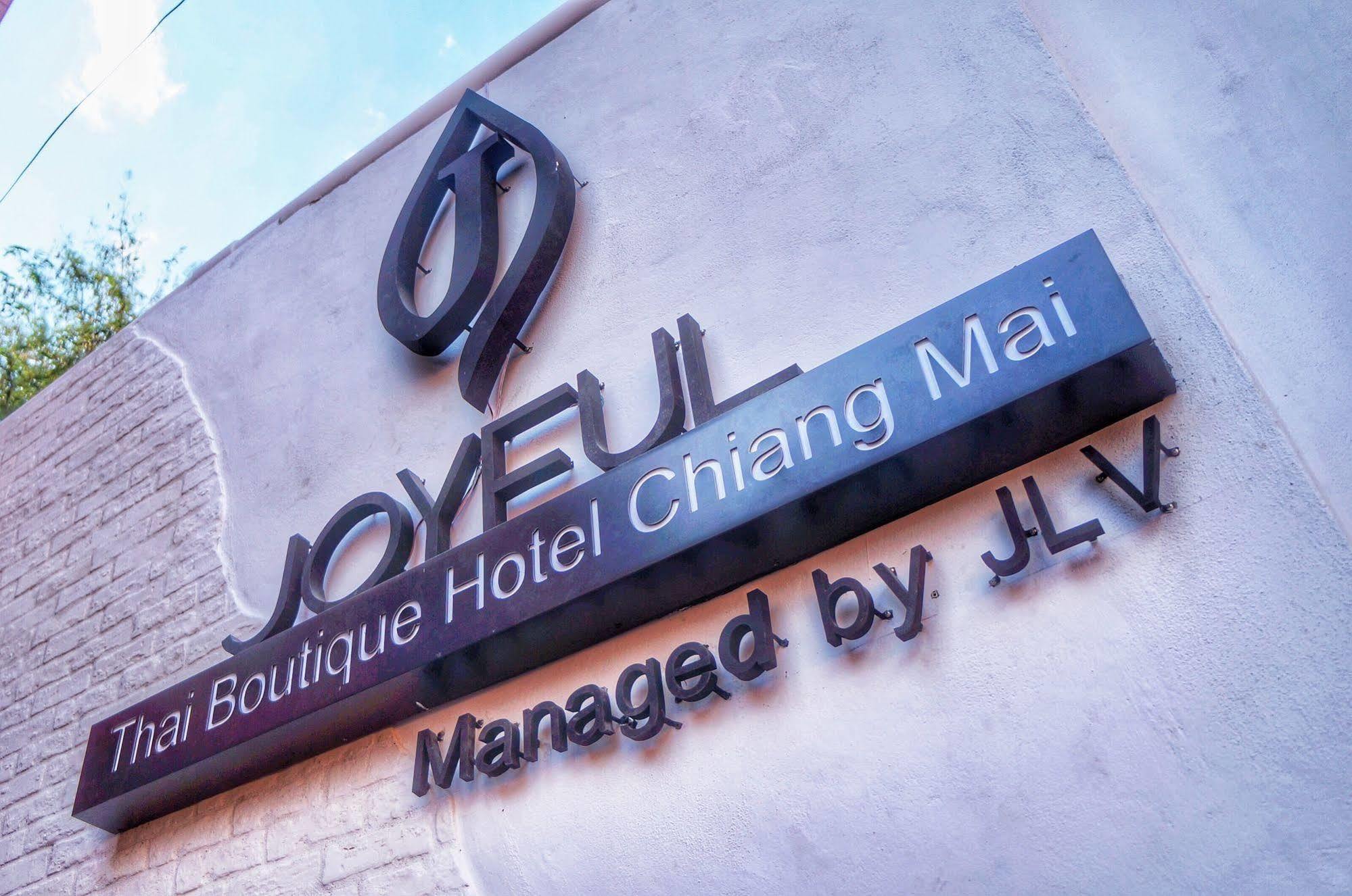 Joyful Thai Boutique Hotel Chiang Mai Bagian luar foto