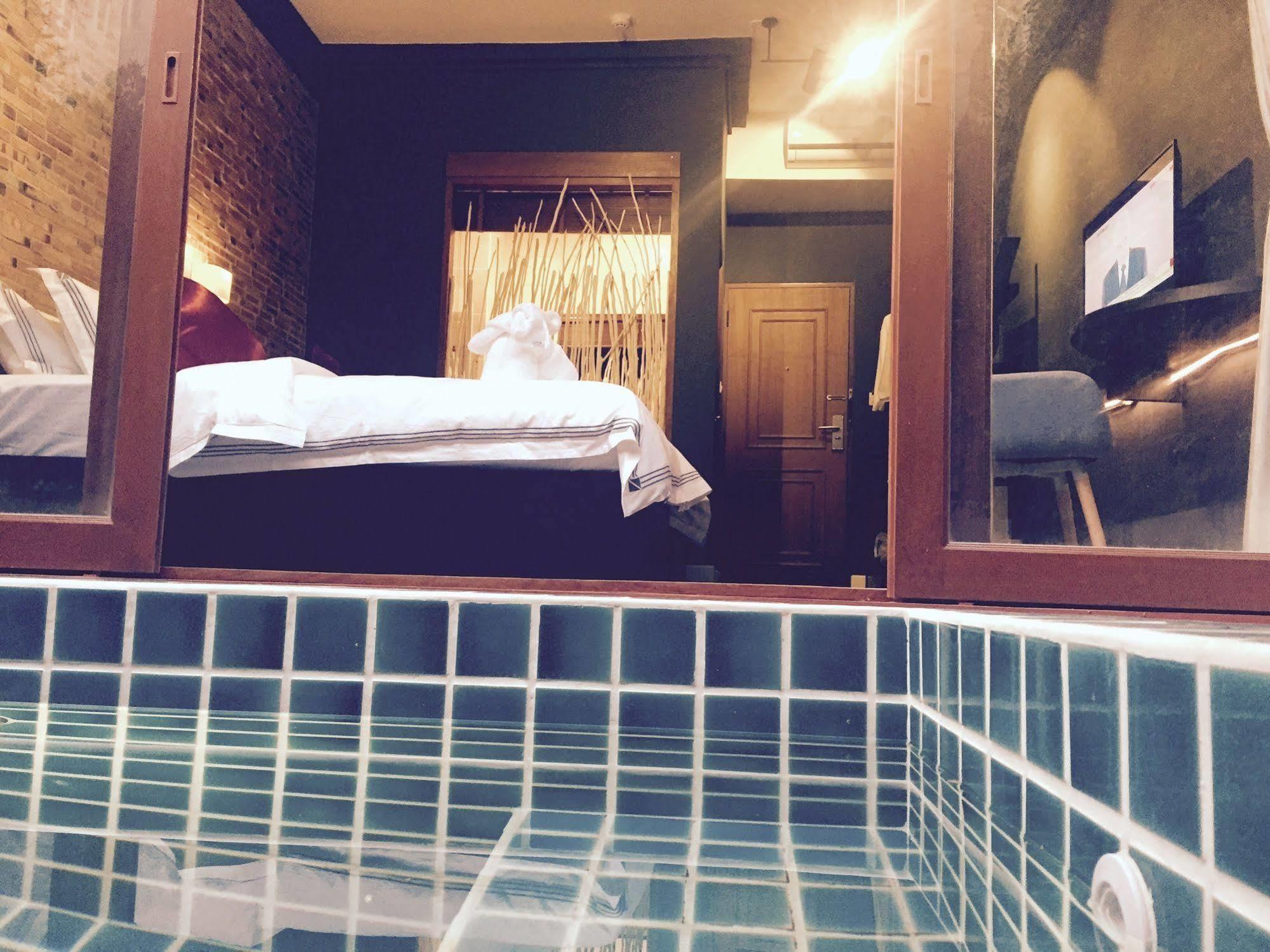 Joyful Thai Boutique Hotel Chiang Mai Bagian luar foto